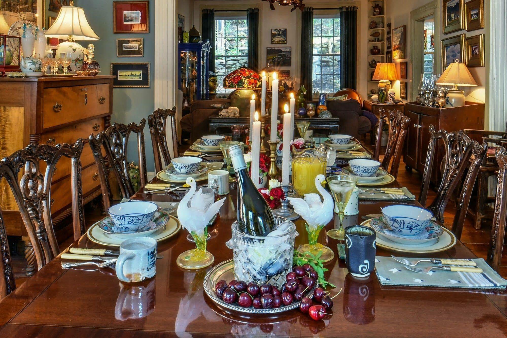 The Dolon House Bed & Breakfast! จิมธอร์ป ภายนอก รูปภาพ