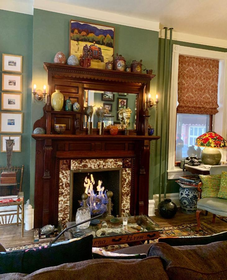 The Dolon House Bed & Breakfast! จิมธอร์ป ภายนอก รูปภาพ